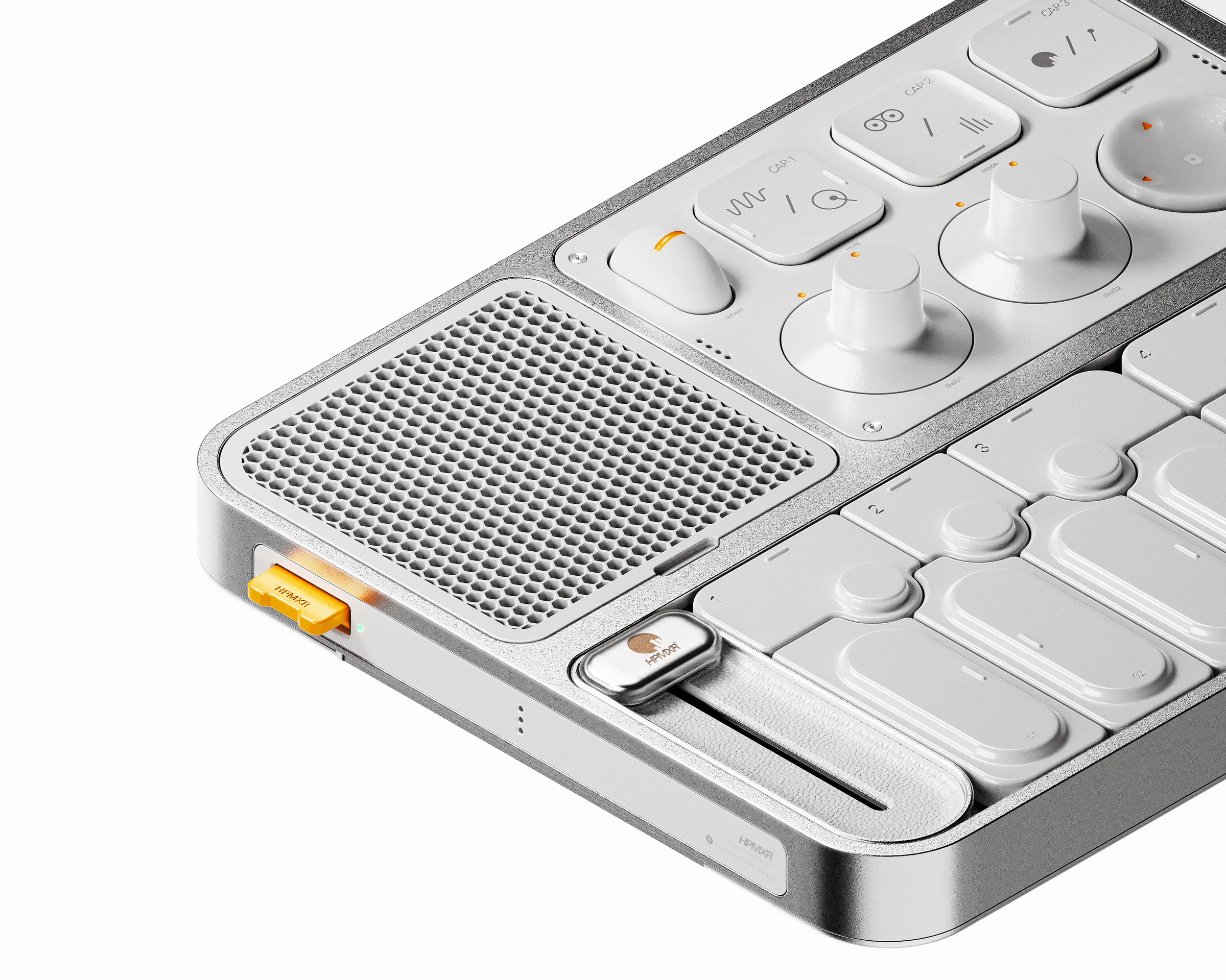 Close-up of HPMXR07 mixing controls, speaker, keyboard and NFC media